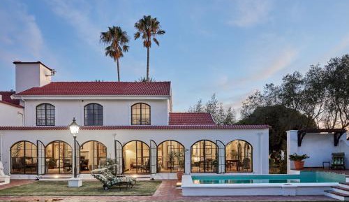 Suite with Pool View