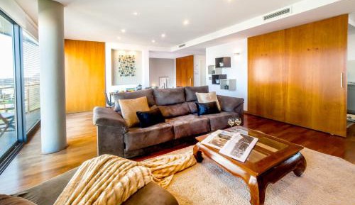 Deluxe Apartment