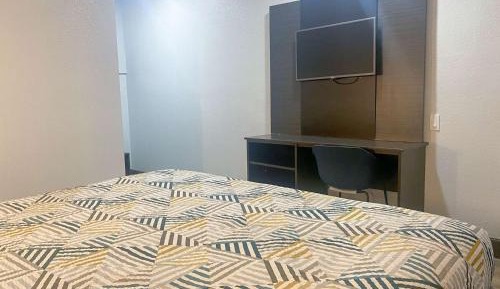 King Room - Non-Smoking