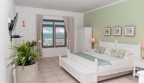 Family Room with Sea View