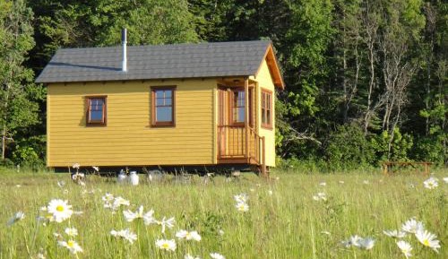 Chalet  jaune n°4