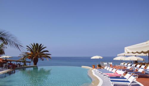 One-Bedroom Bungalow