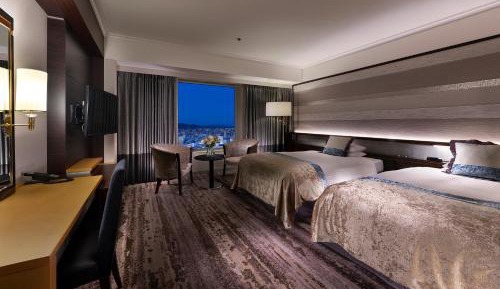 Granvia Floor -Twin Room with Lounge Access - Non-Smoking