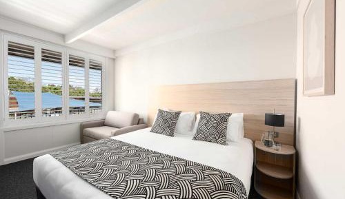 Superior King Room (newly refurbished)
