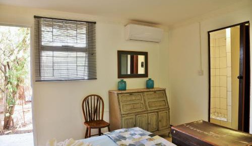 Family Room with Garden View
