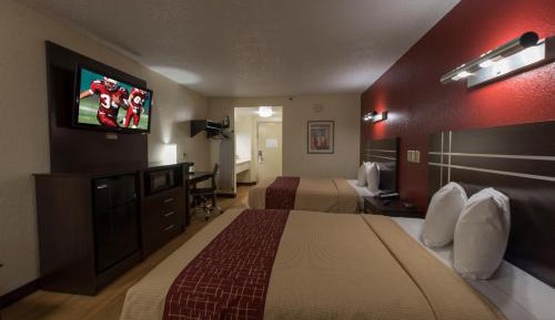Deluxe Room with Two Queen Beds Non-Smoking