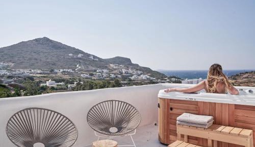 Two Bedroom Signature Villa Sea View with Private Pool and Outdoor Jacuzzi 