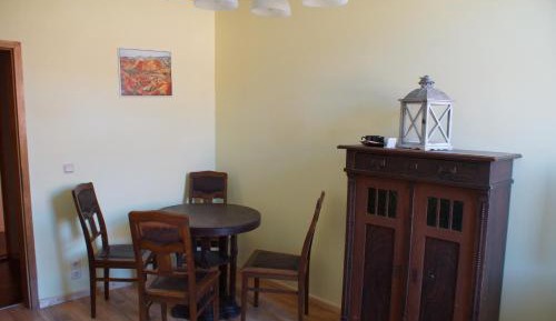 One-Bedroom Apartment - Marie