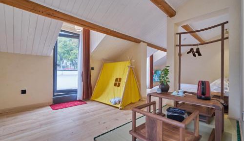 Family Suite with Balcony