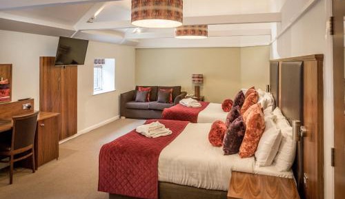 Superior Room with Two Double Beds and Sofa Bed - Non-Smoking