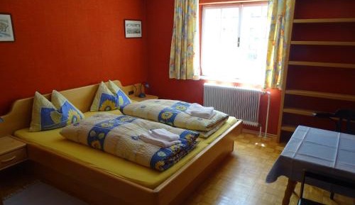 Double Room with Shared Bathroom