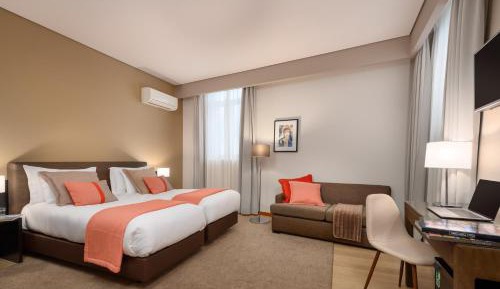 Double or Twin Room with Internal View