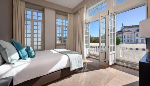 Junior Suite with Balcony