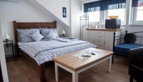 Triple Room with Bathroom