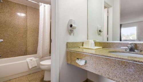 Double Room with Two Double Beds - Smoking