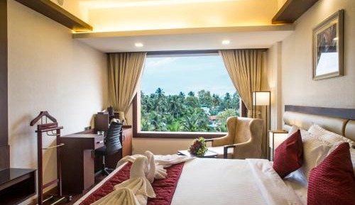 Deluxe King Room