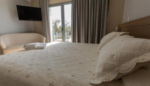 Triple Room with View