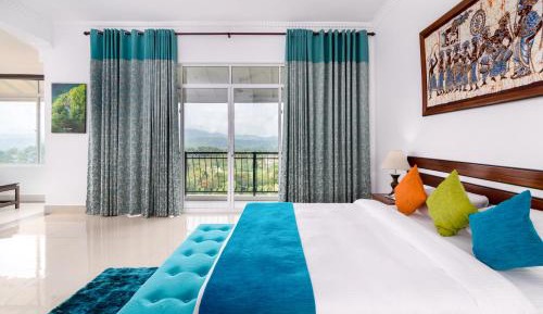 King Room with Mountain View