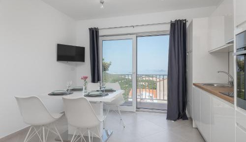 Apartment with Sea View