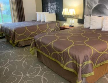 Queen Room with Two Queen Beds - Non-Smoking