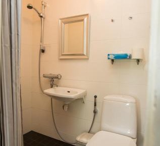 Economy Twin Room