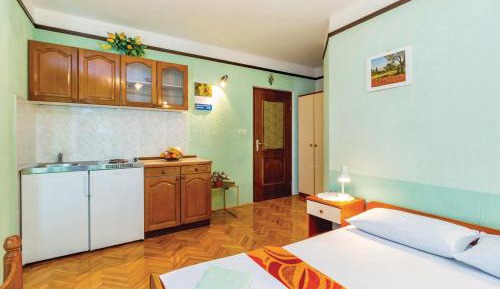 Studio Apartment with Sea View