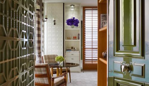 King Suite with Kowloon Peak View