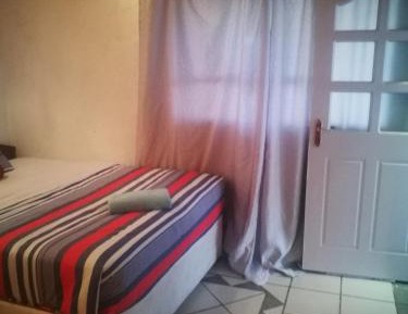 Apartment with Pool View 