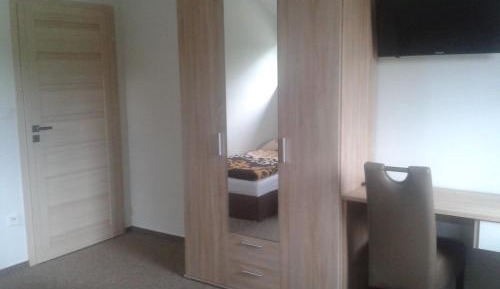 Triple Room with Shared Bathroom