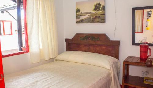 Single Room with Private Bathroom