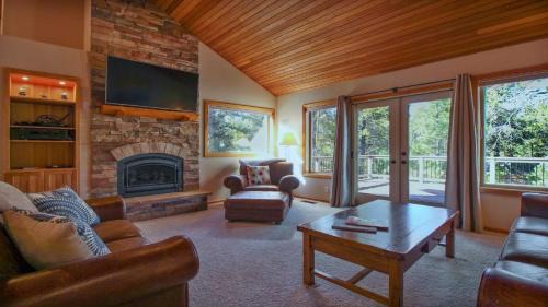 Four-Bedroom Holiday Home