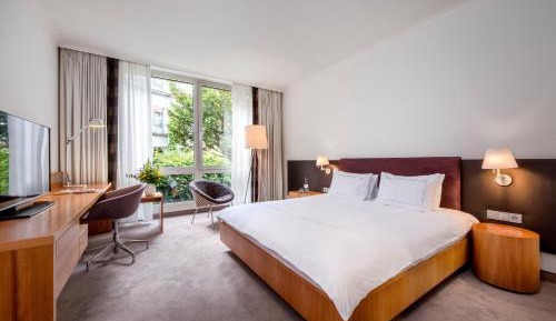 Standard King Room
