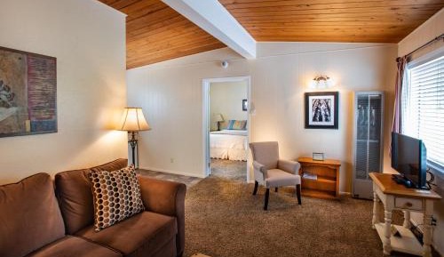Two Queen Suite