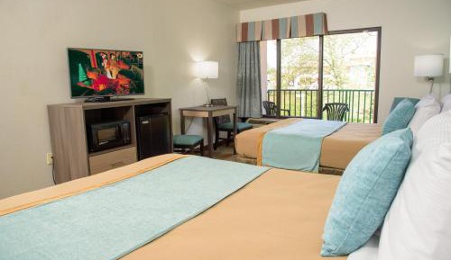 Queen Room with Two Queen Beds and Balcony