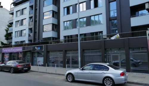 One-Bedroom Apartment with Sofa Bed