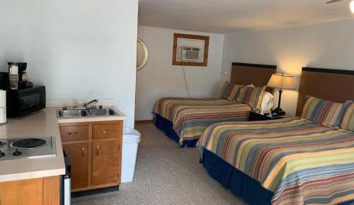 Queen Room