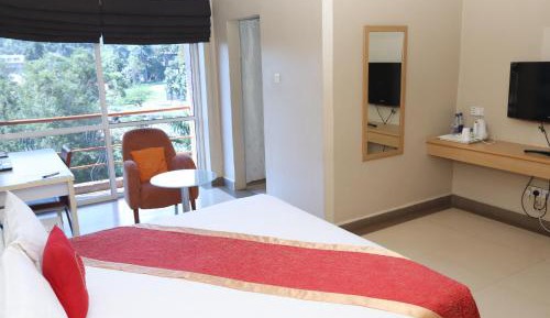 Deluxe Double Room - Golf View