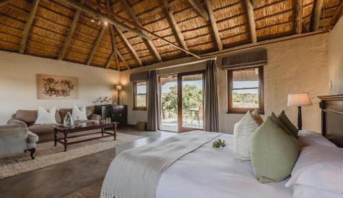 Luxury King Suite