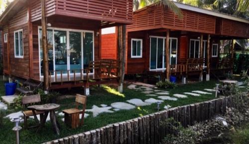 Deluxe Double Room with Balcony and Sea View