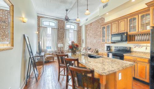 One Bedroom Apartment
