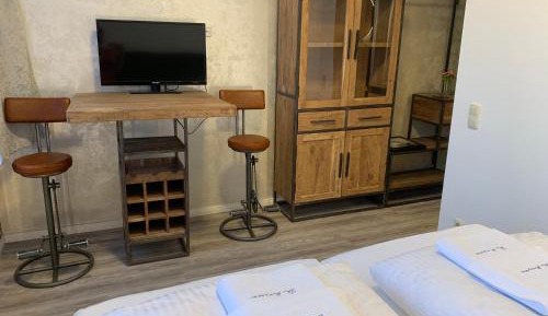 Double or Twin Room with Bathroom