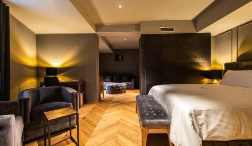 King Suite