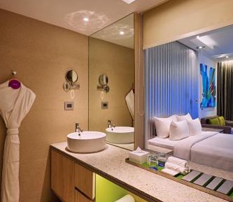 Platinum Club Room - Enjoy 02 hours of complimentary lounge access