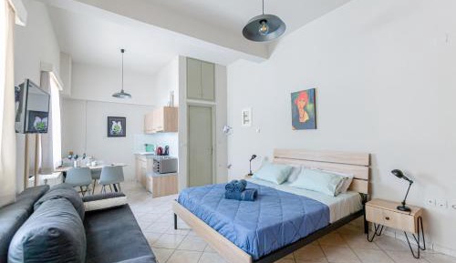 Studio Apartment