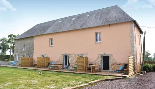 Two-Bedroom Holiday Home