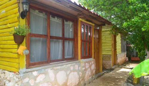 Twin Room with Private Bathroom