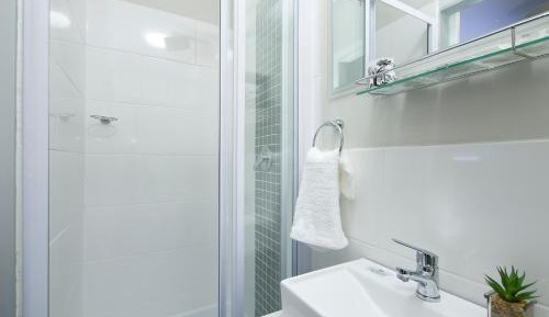 Standard Double Room with Shower
