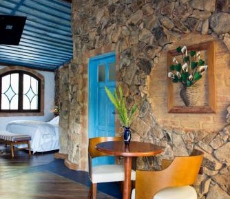 Suite with Lake View