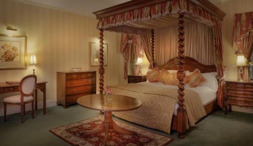 Queen Suite