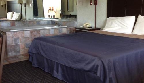 King Room with Hot Tub
